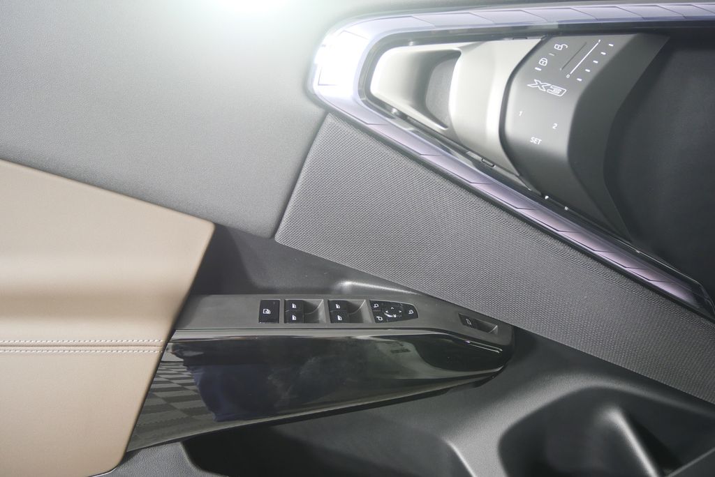 Thumbnail: 2026 BMW X3 - 8