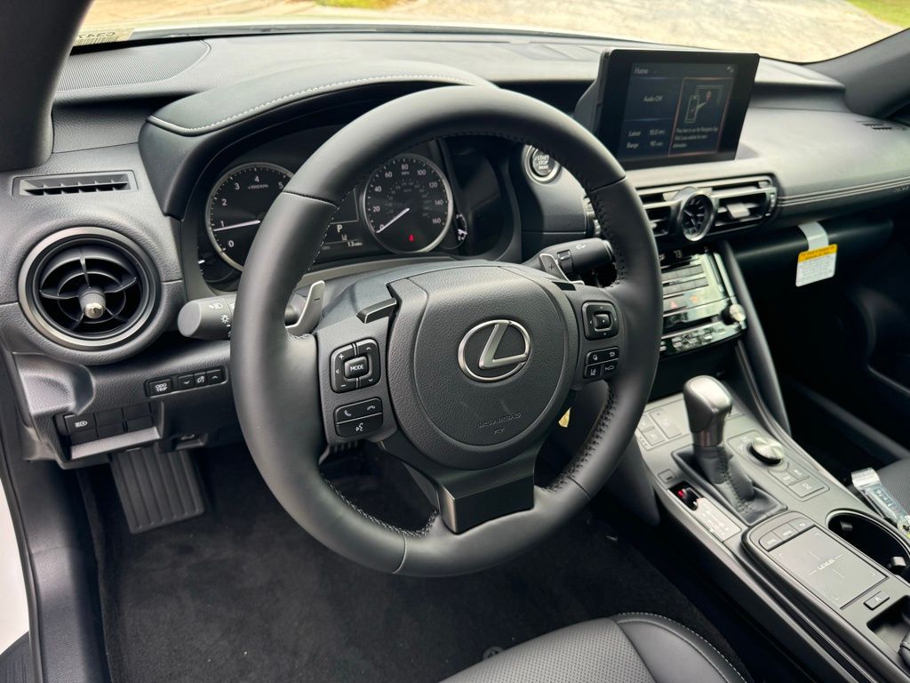 2024 Lexus IS 300 3