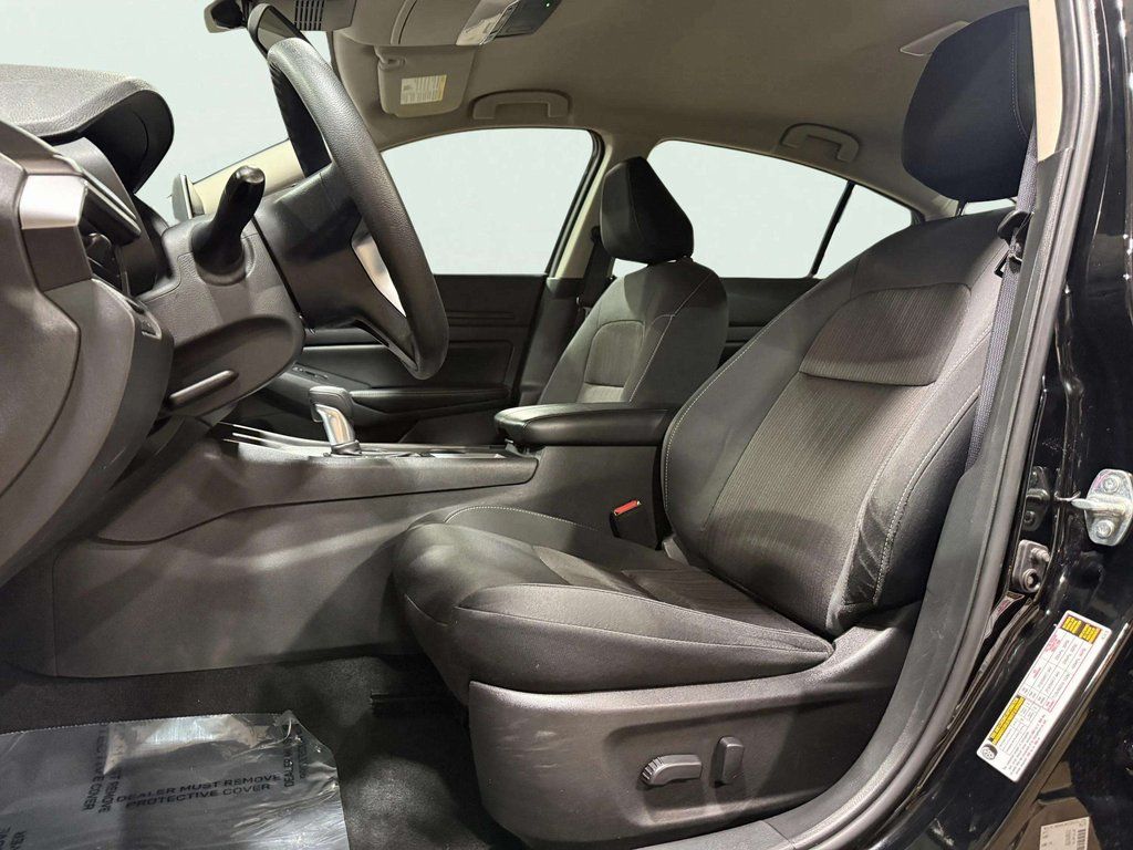 Certified Used 2025 Super Black Nissan 2.5 SV image 22