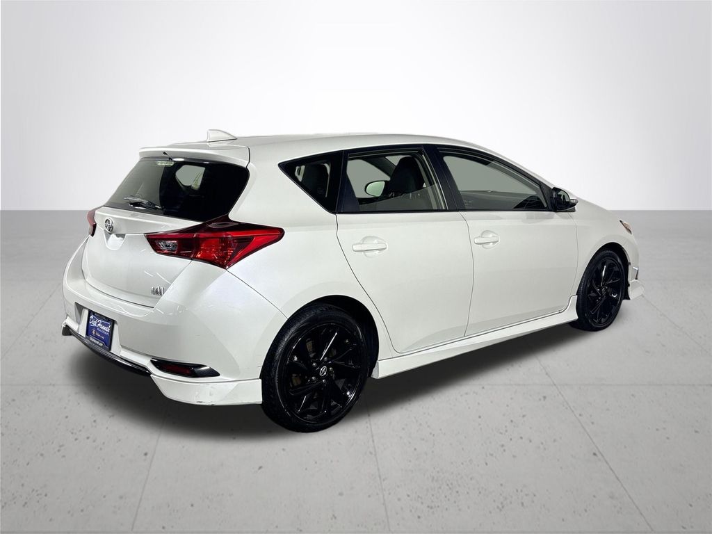 2016 Scion iM Base