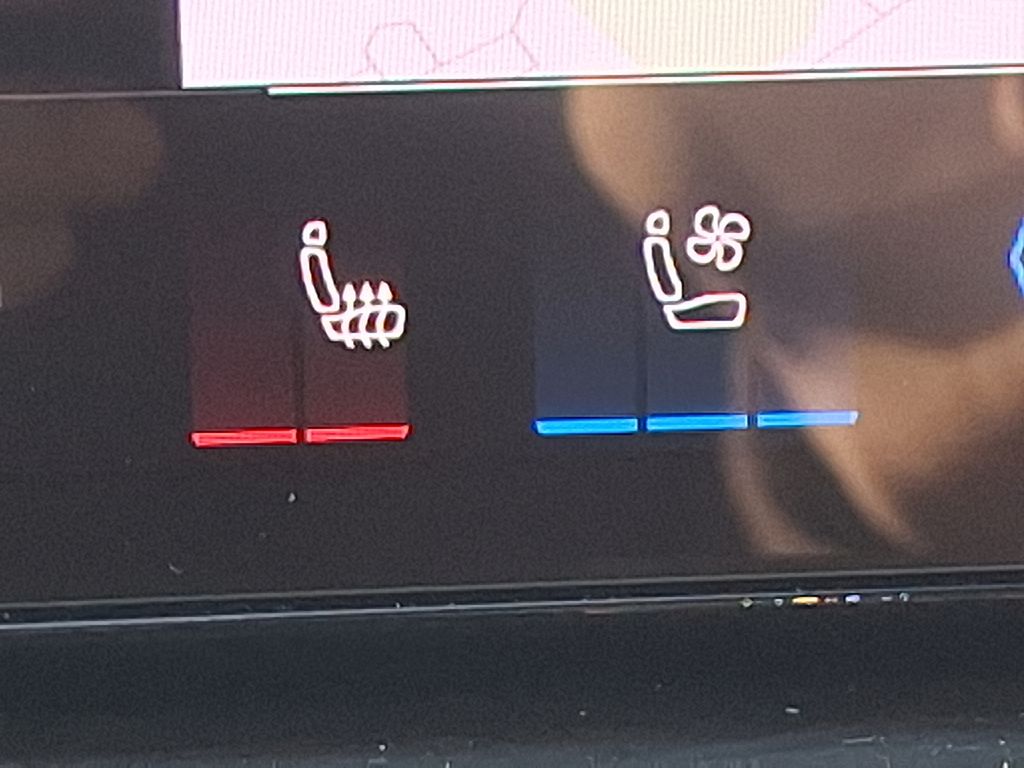 Thumbnail: 2025 Audi Q5 - 19