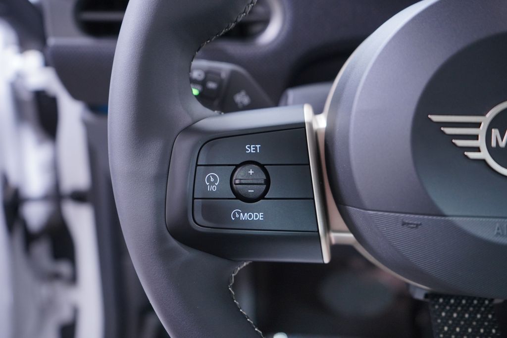 Thumbnail: 2025 MINI Cooper - 15