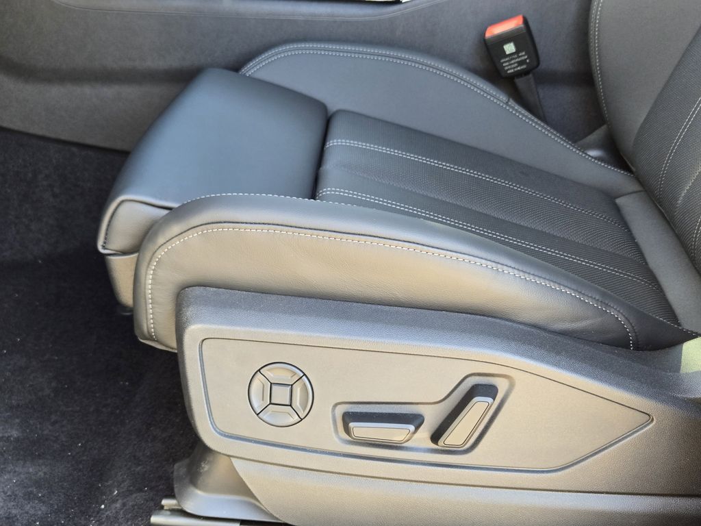 new 2025 Audi Q5 car, priced at $59,850