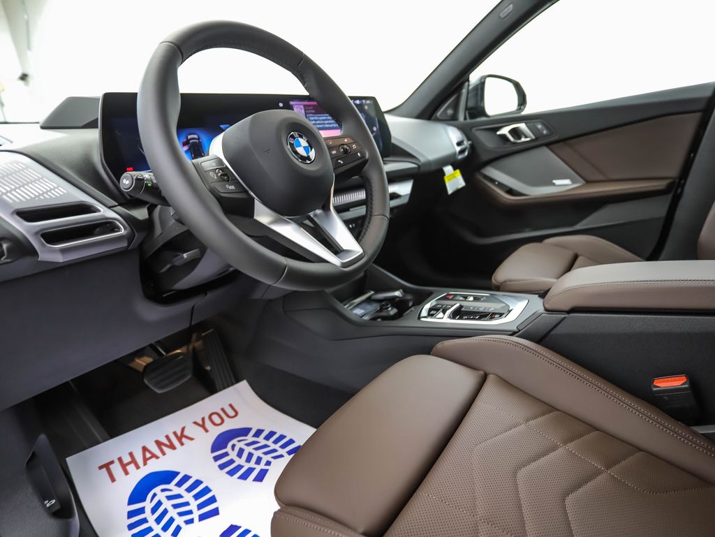 Thumbnail: 2026 BMW 2 Series - 10