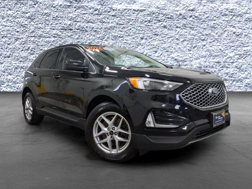Black Metallic 2024 Ford Edge SEL AWD SUV / Crossover All-Wheel Drive 8-Speed Automatic