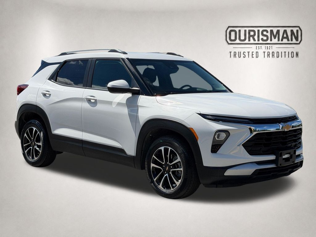 Summit White 2025 Chevrolet Trailblazer SUV / Crossover Front-Wheel Drive Continuously Variable Transmission