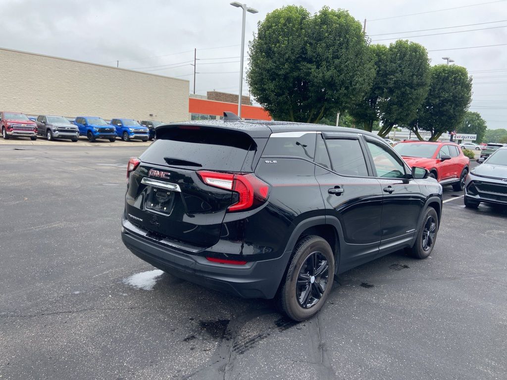 Thumbnail: 2022 GMC Terrain - 5