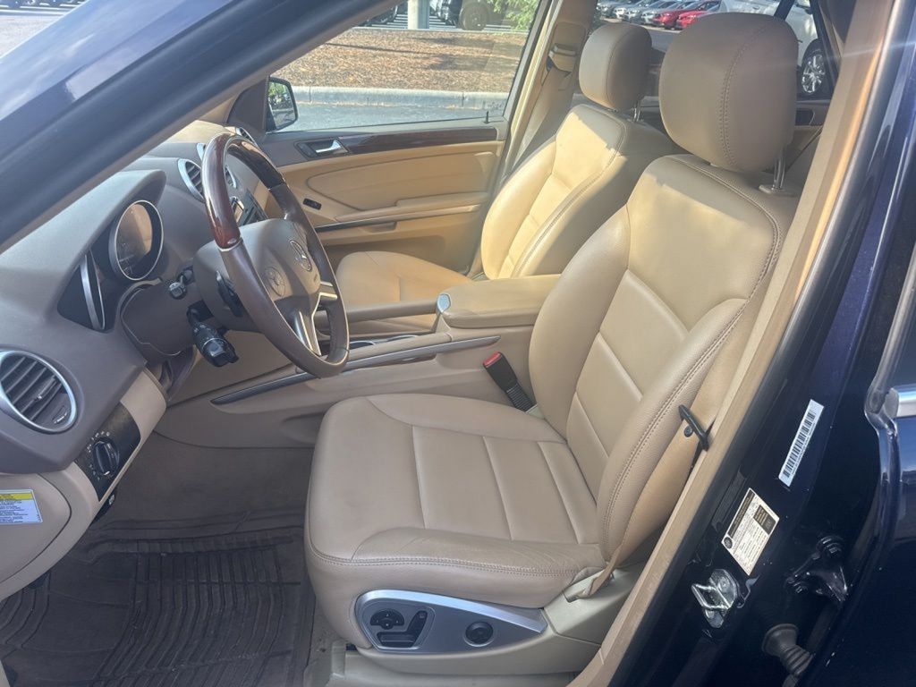 Used 2011 Blue Mercedes-Benz ML 350 image 11