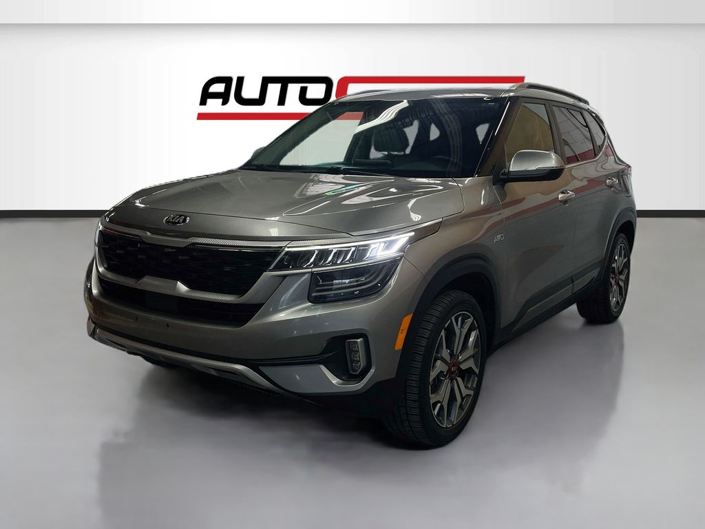 Used 2021 Steel Gray Kia SX image 3