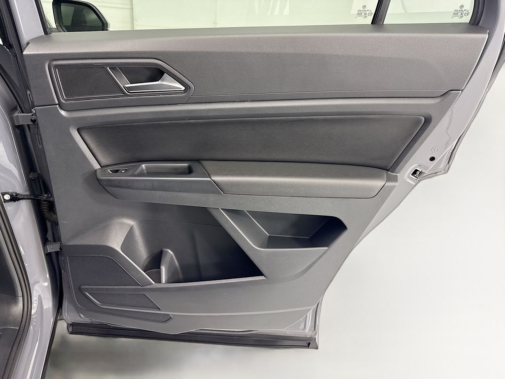 Thumbnail: 2020 Volkswagen Atlas - 25