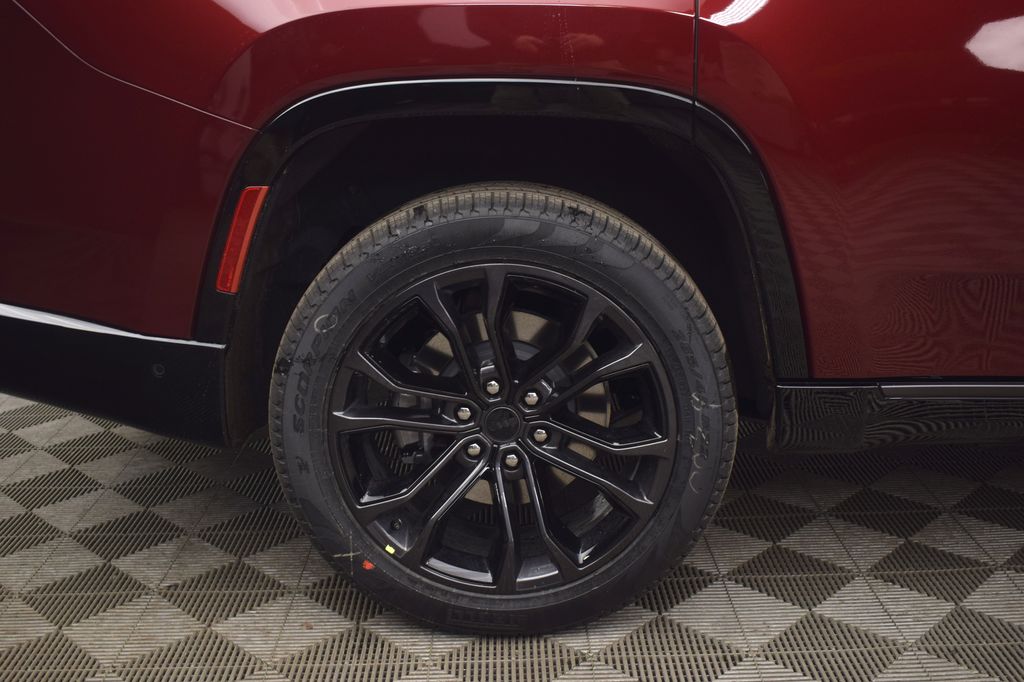 new 2026 Jeep Grand Wagoneer car, priced at $95,550