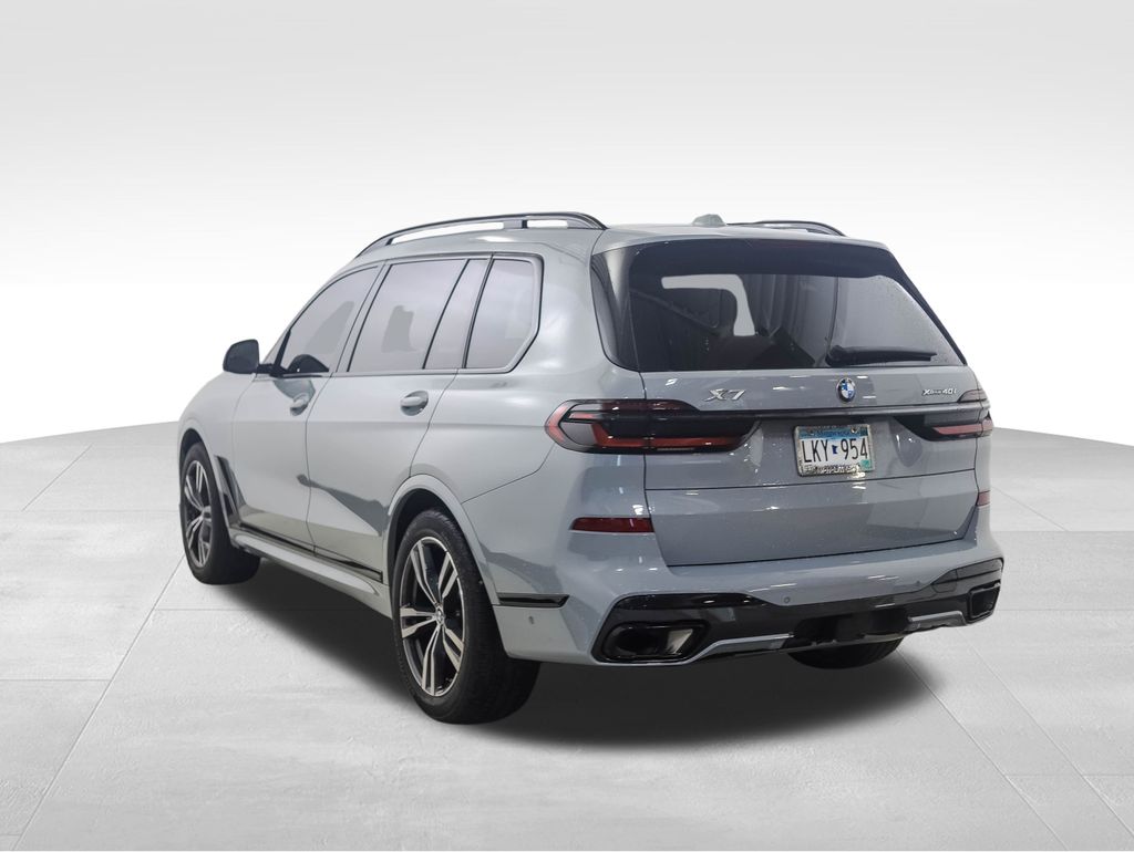 Thumbnail: 2024 BMW X7 - 3