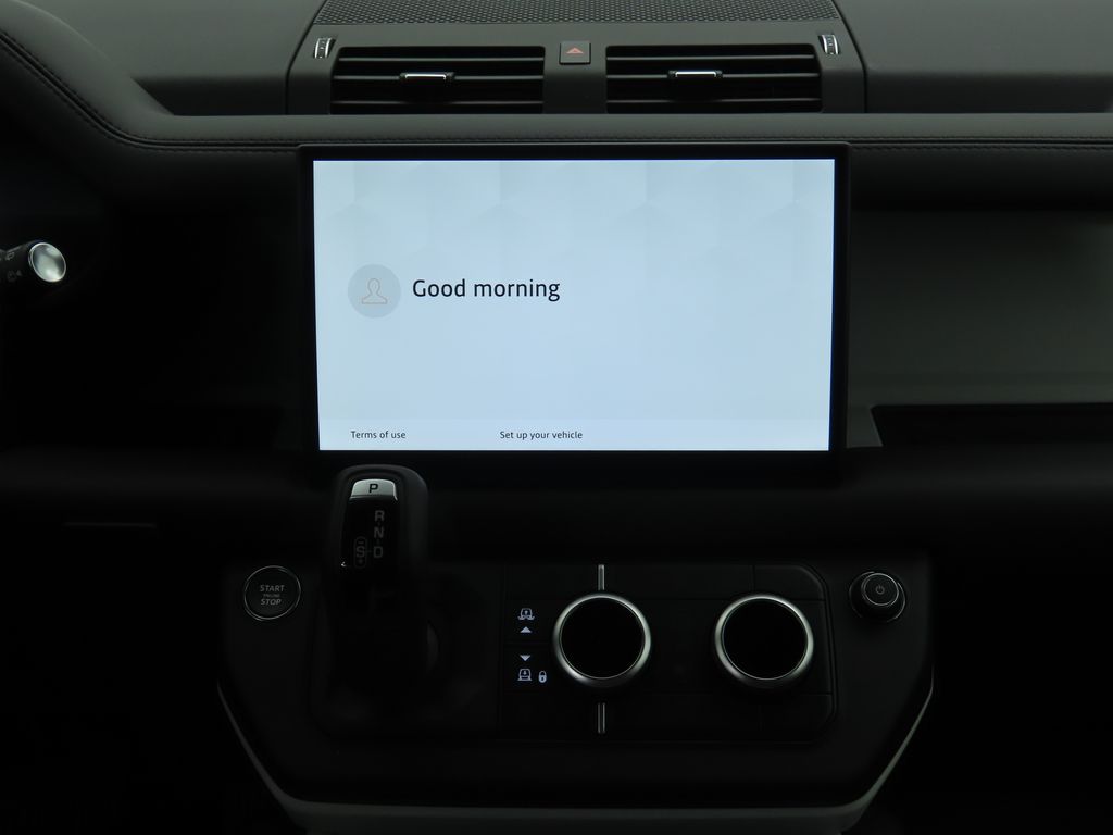 Thumbnail: 2025 Land Rover Defender - 14