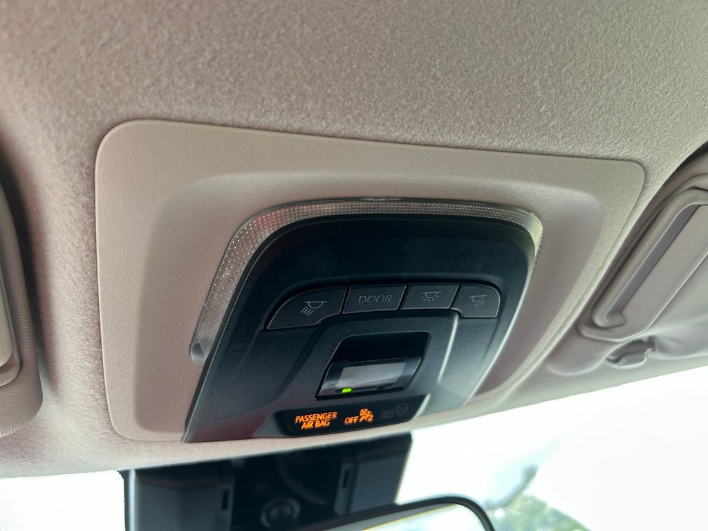 Thumbnail: 2023 Toyota Corolla - 27