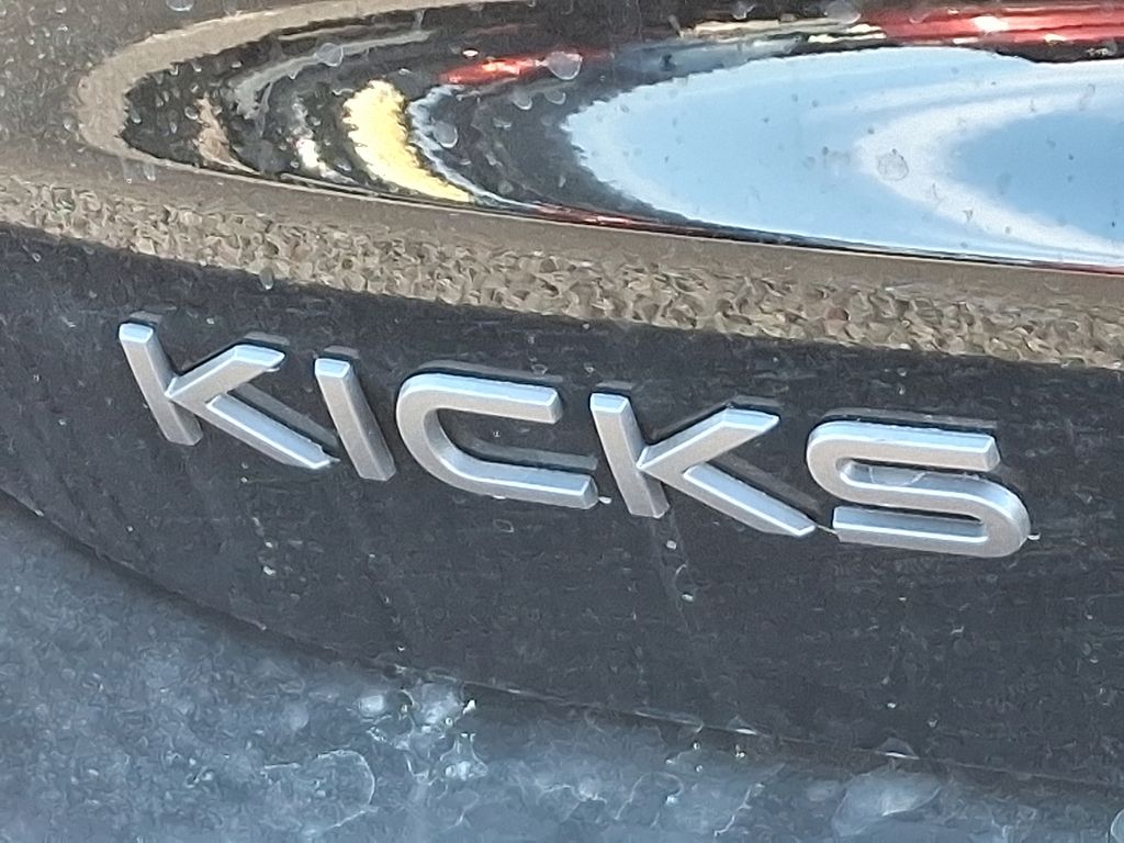 Thumbnail: 2026 Nissan Kicks - 11