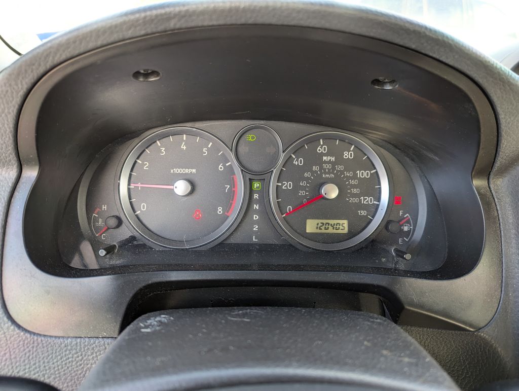 2005 Suzuki Aerio S 18