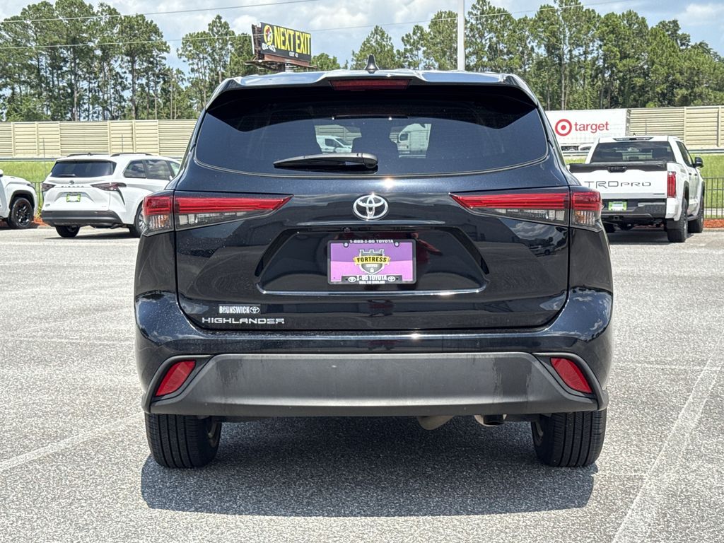 Used 2023 Toyota Highlander SUV