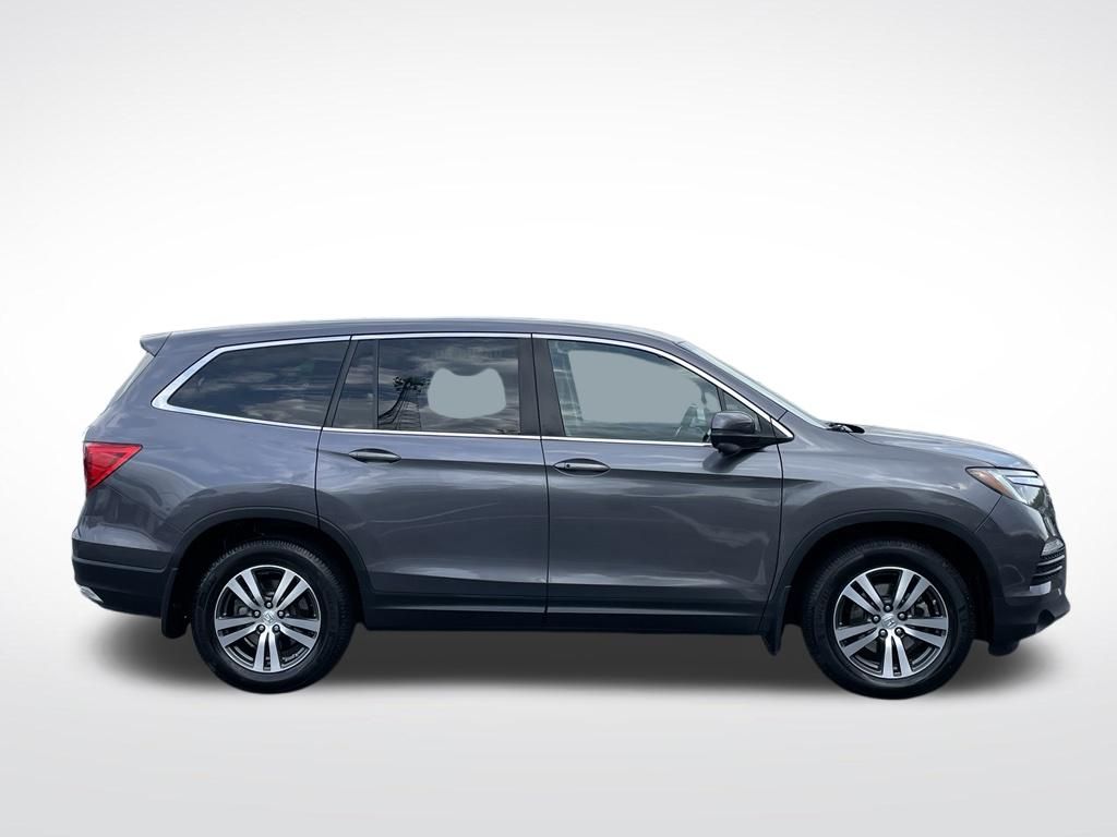 Thumbnail: 2018 Honda Pilot - 7