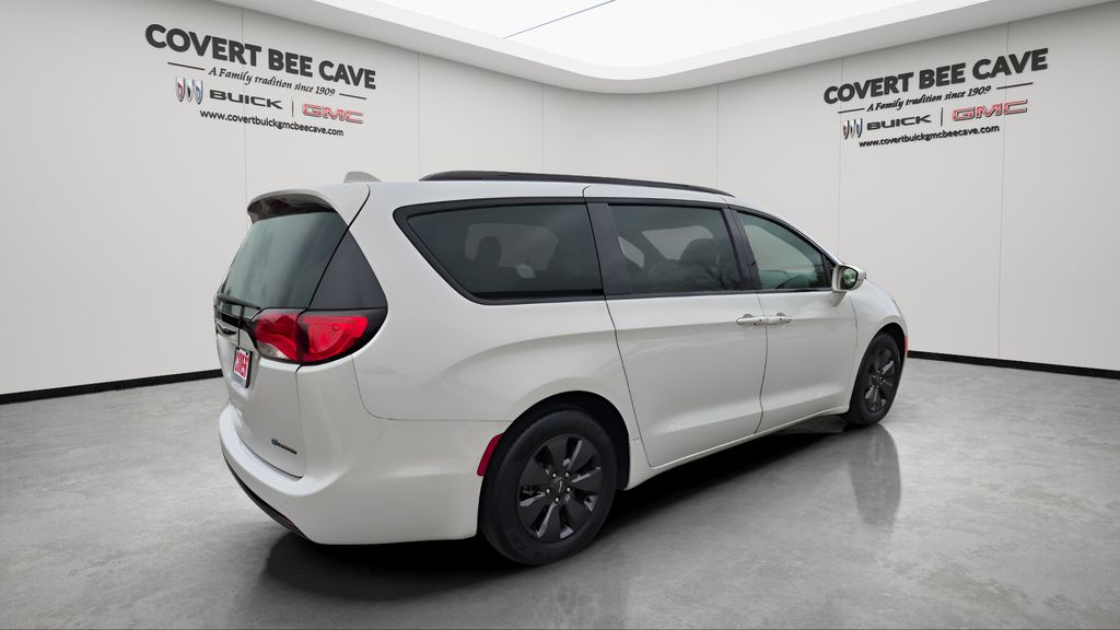 Used Car 2020 Chrysler Pacifica Hybrid  Limited For Sale Under $30,000 In Austin, Texas
