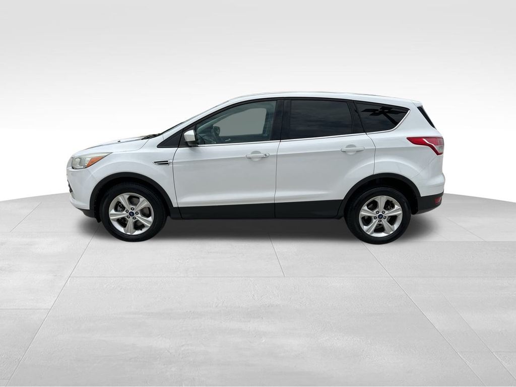 2014 Oxford White Ford Escape SE 4X4 SUV
