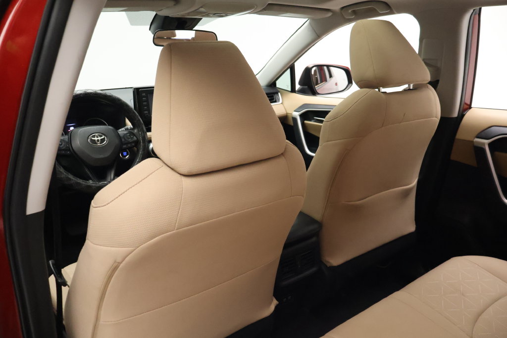 Thumbnail: 2019 Toyota RAV4 - 20