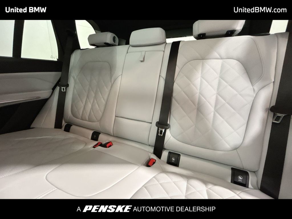 Thumbnail: 2026 BMW X5 - 21