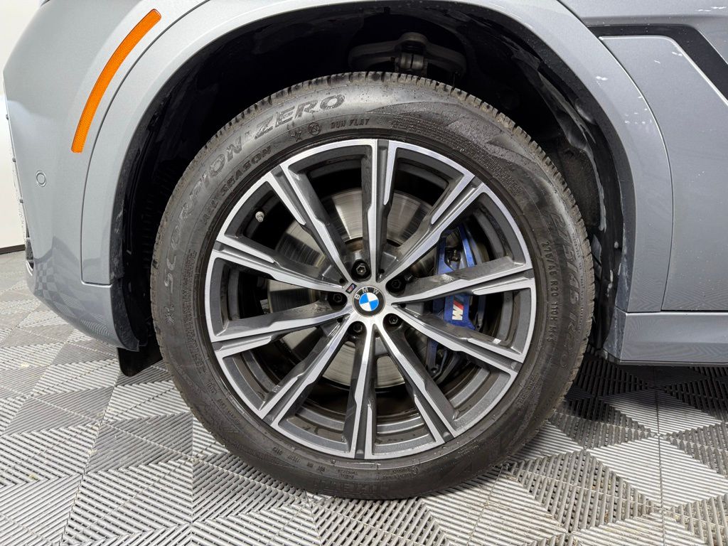 Thumbnail: 2024 BMW X6 - 9