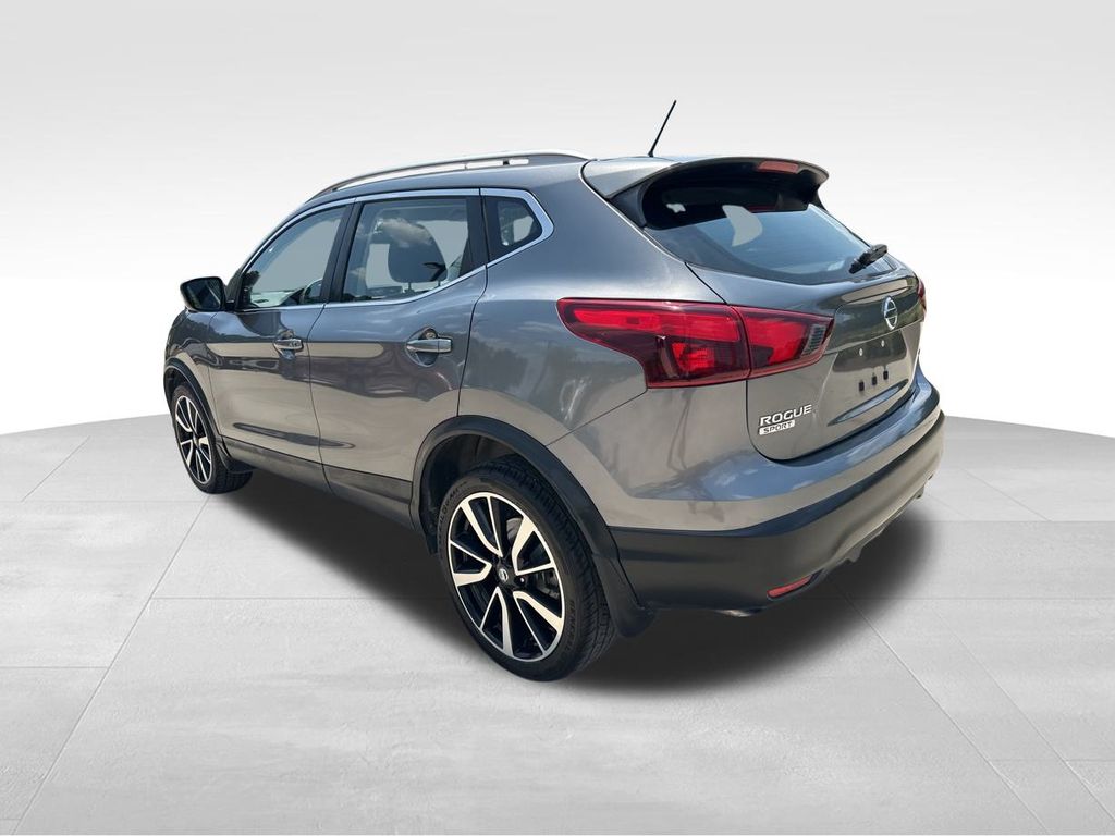 2017 Gun Metallic Nissan Rogue Sport SL FWD SUV