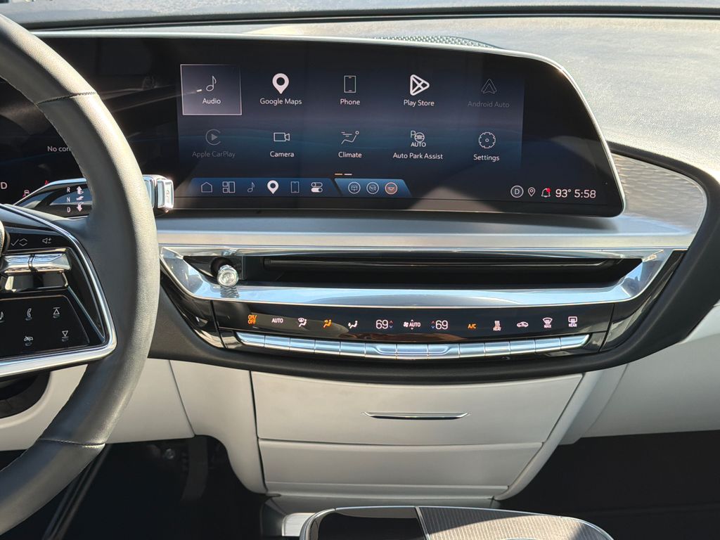 Used 2024 Cadillac LYRIQ SUV