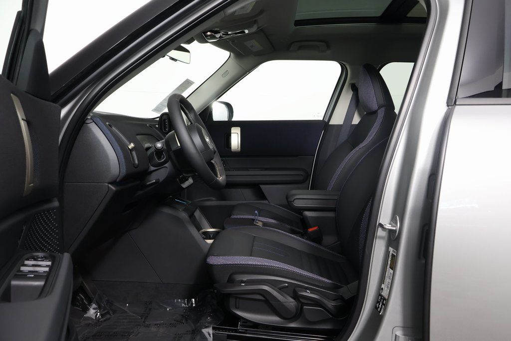 Thumbnail: 2025 MINI Cooper Countryman - 5