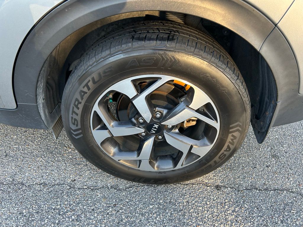 Thumbnail: 2021 Kia Sportage - 9