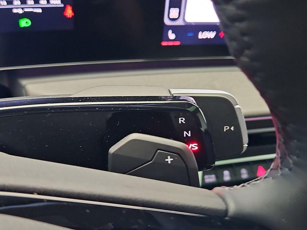 Thumbnail: 2026 Audi Q3 - 12