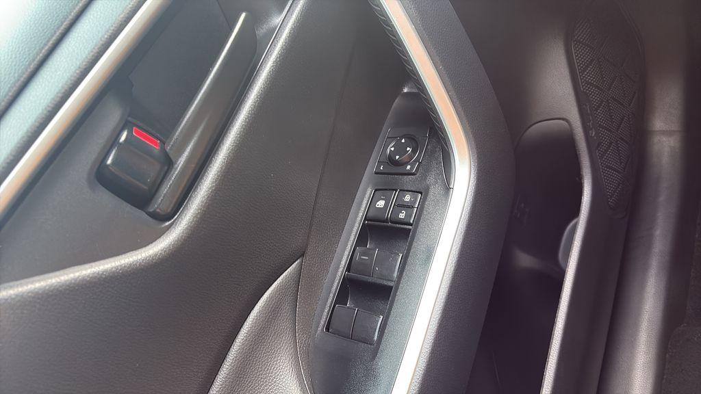 Certified Used 2025 Silver Toyota LE image 22