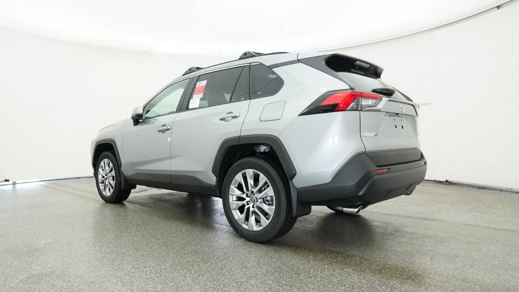 Thumbnail: 2025 Toyota RAV4 - 22