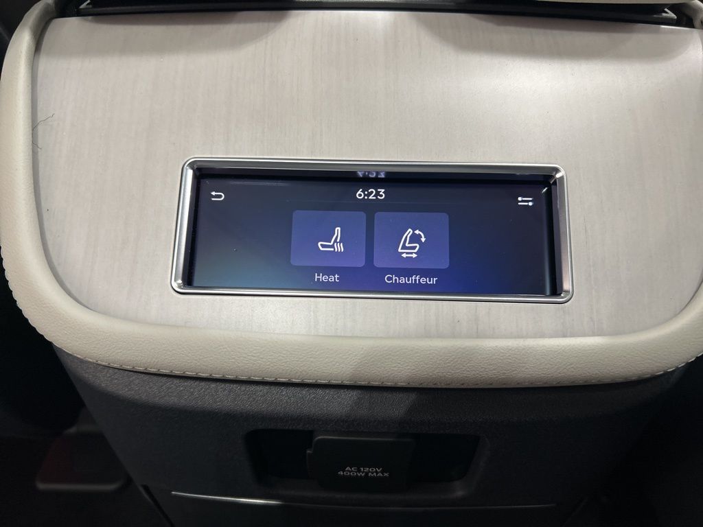 new 2026 Lincoln Navigator car, priced at $106,480