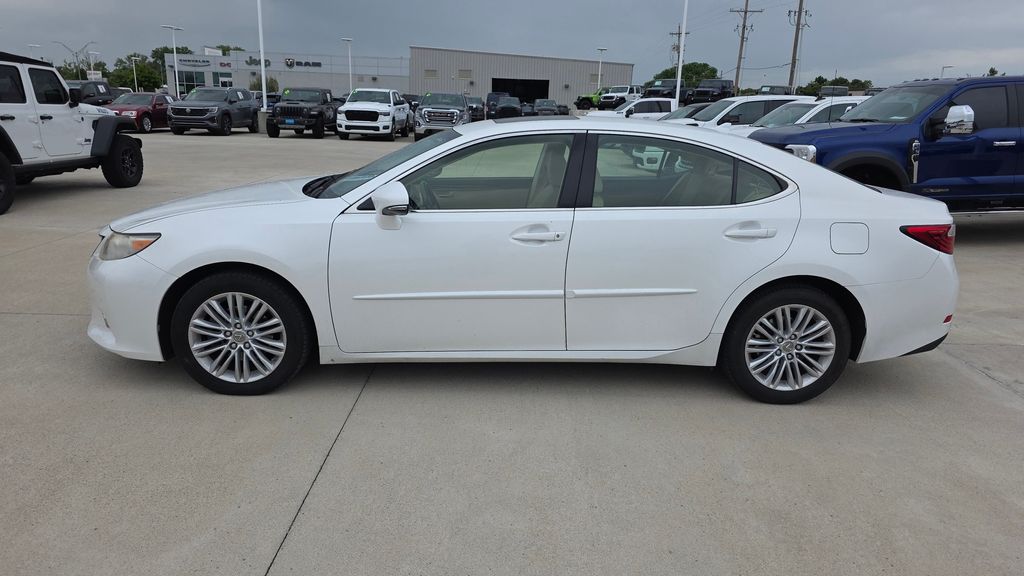 Used 2013 Lexus ES 350 with VIN JTHBK1GG7D2017978 for sale in Kansas City