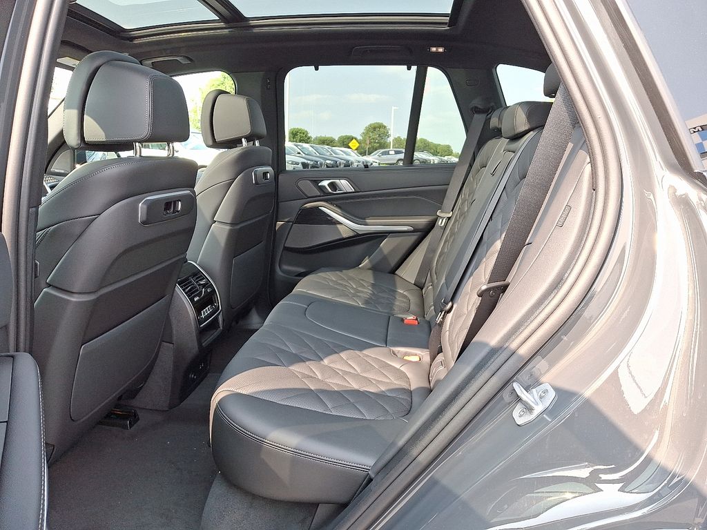 Thumbnail: 2026 BMW X5 - 5