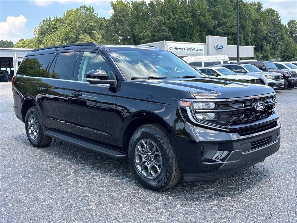 Agate Black Metallic 2027 Ford Expedition SUV / Crossover Four-Wheel Drive Automatic