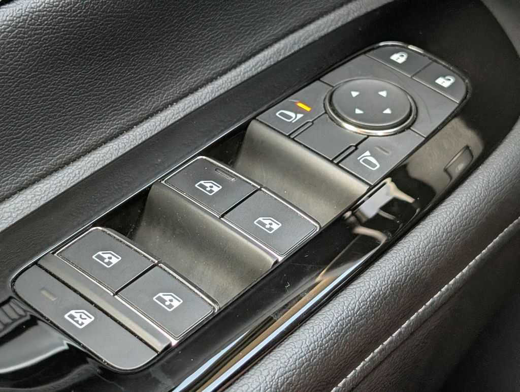 Used 2025 Nissan Murano SUV