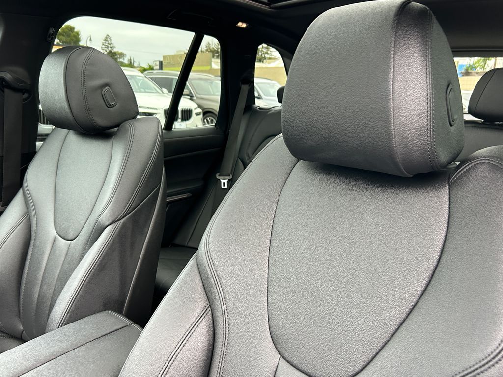 2022 BMW X5 xDrive40i 14
