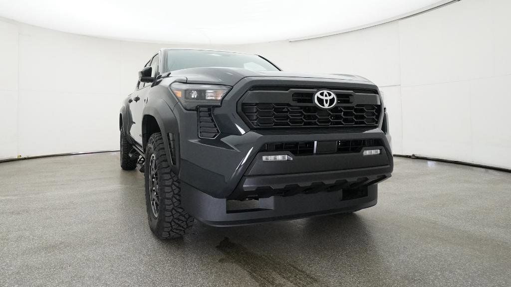 2025 Toyota Tacoma TRD Off-Road 8