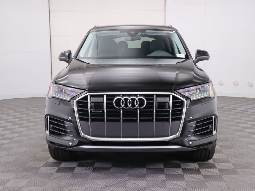 2023 Audi Q7  3