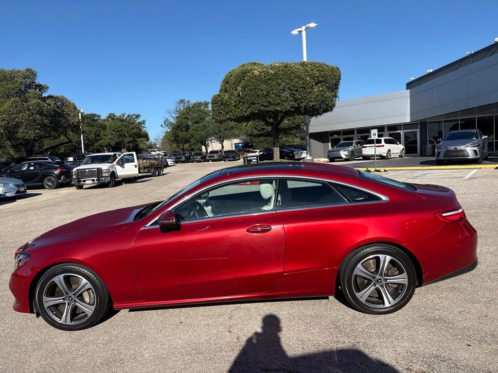 Thumbnail: 2018 Mercedes-Benz E-Class - 2
