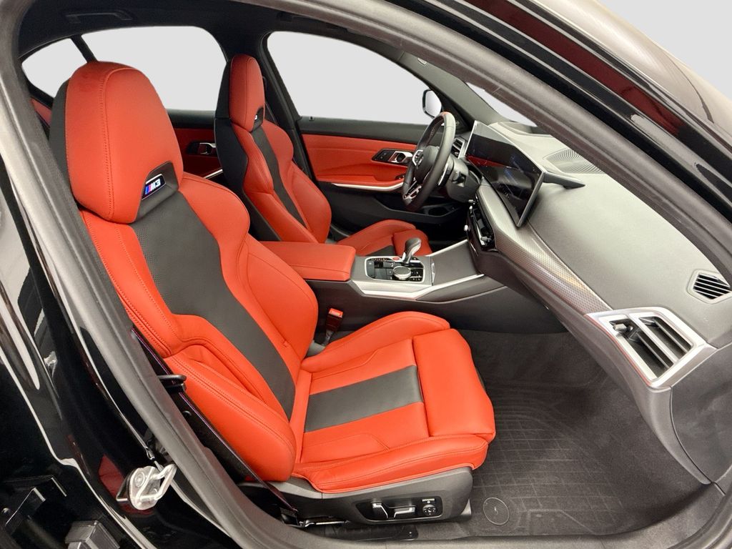 Thumbnail: 2025 BMW M3 - 19