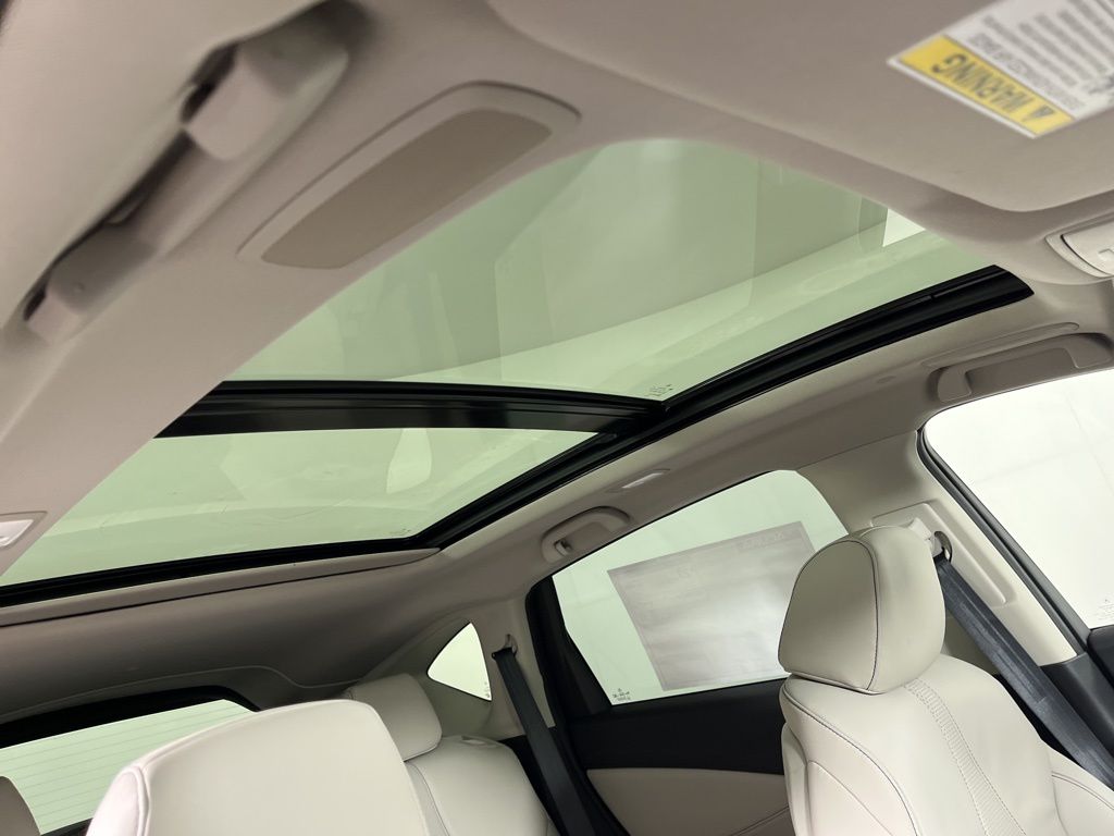 Thumbnail: 2026 Acura RDX - 12