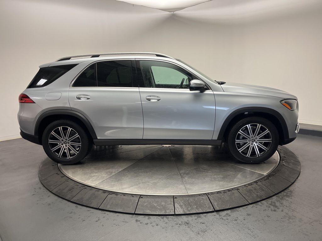 Thumbnail: 2026 Mercedes-Benz GLE - 8