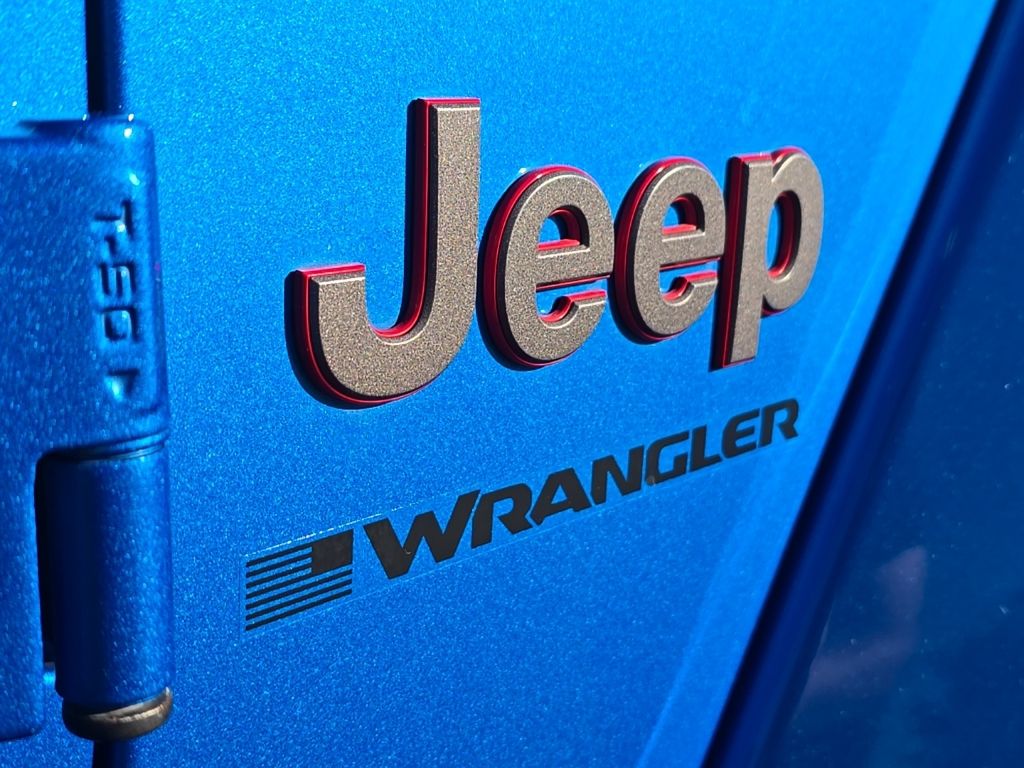 Thumbnail: 2024 Jeep Wrangler - 14