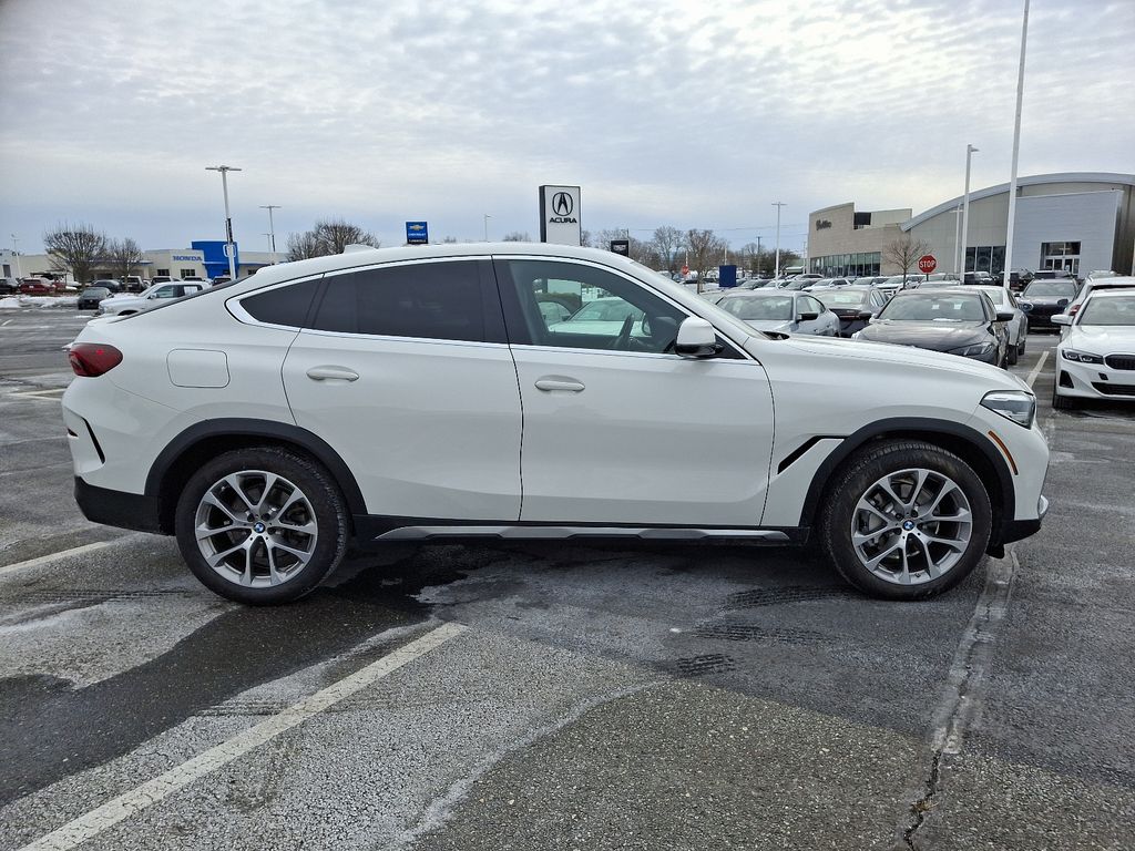 2022 BMW X6 xDrive40i 7