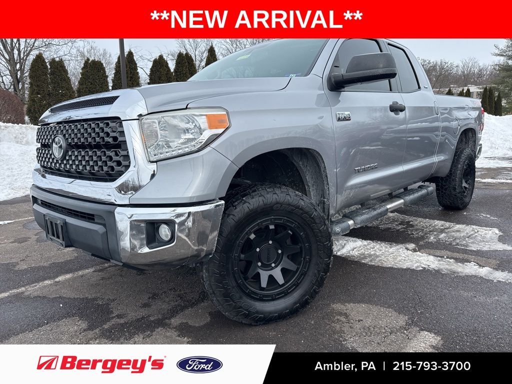2017 Toyota Tundra SR5 Double Cab 5.7L 4WD