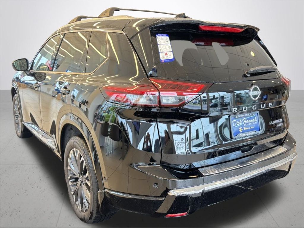 2025 Nissan Rogue Platinum